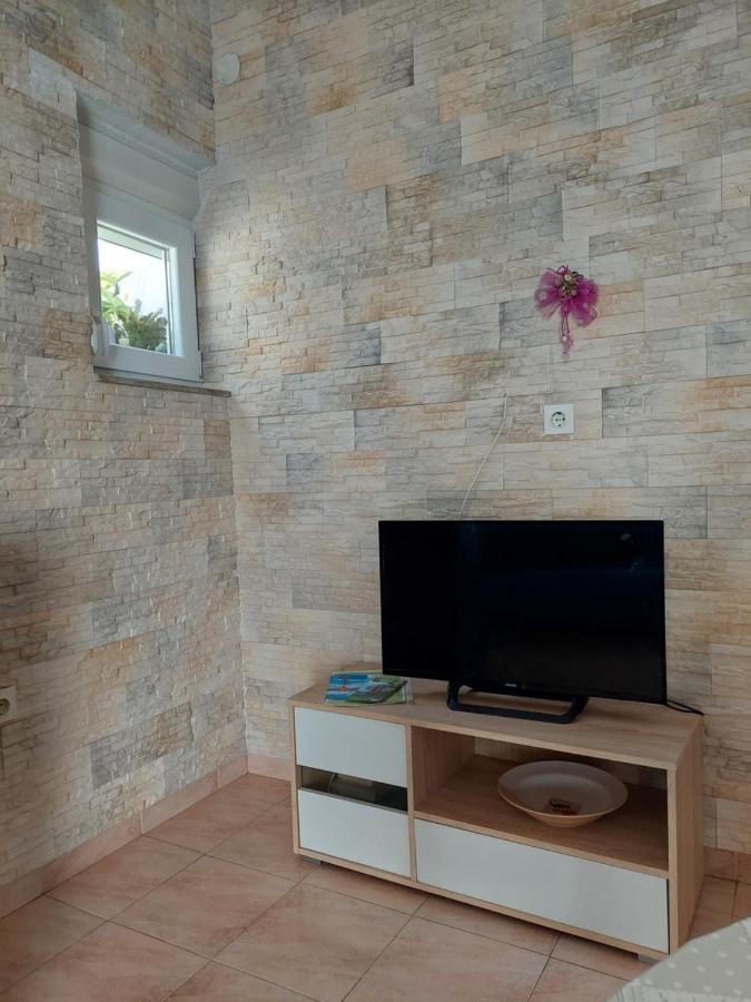Apartman Lucija Seline Exterior photo